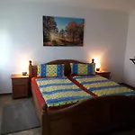 Modern In Sellinghausen With Terrace Apartman