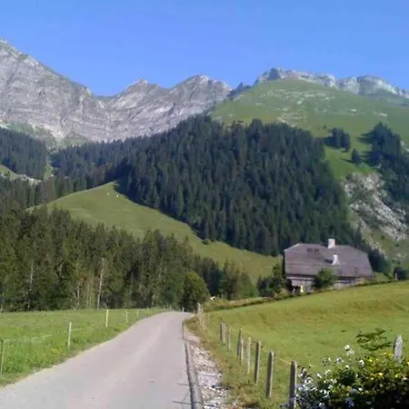 Апартаменты Modern In Sellinghausen With Terrace Шмалленберг